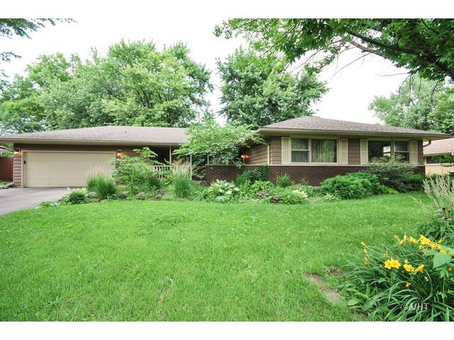 315 Long Ave., North Aurora, IL 60542