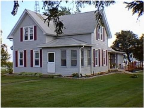 642 Angling Rd., Paw Paw, IL 61353