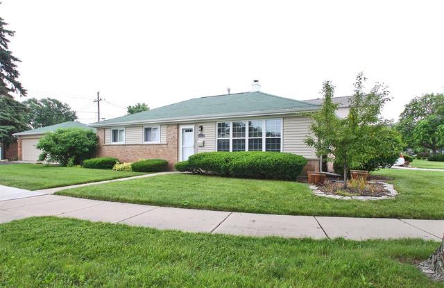 1011 E Villa Dr., Des Plaines, IL 60016