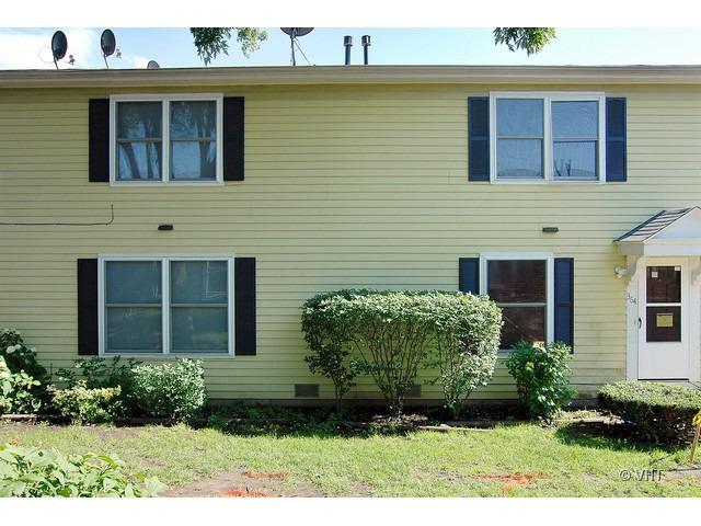 364 Mallard Ct., Vernon Hills, IL 60061