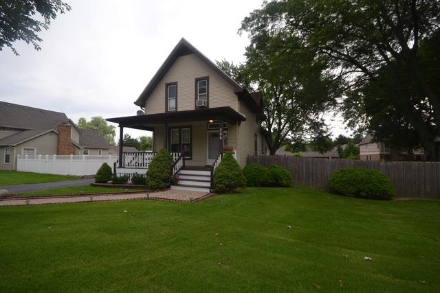 725 9th Ave., La Grange, IL 60525