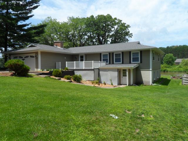 513 Woodland Dr., Dixon, IL 61021