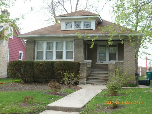 954 John St., Joliet, IL 60435