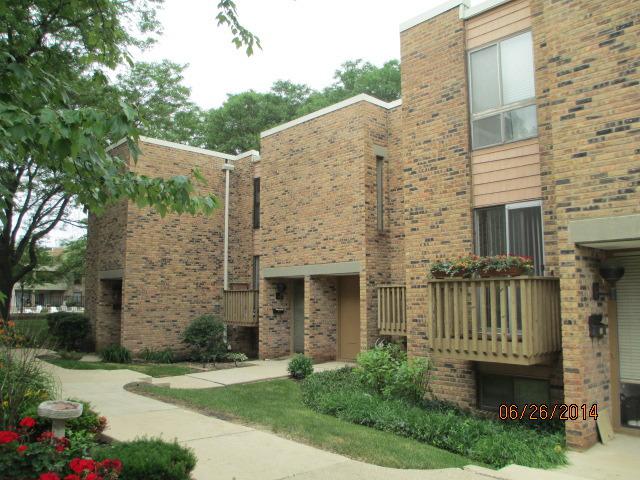 1609 Waxwing Ct., Schaumburg, IL 60193