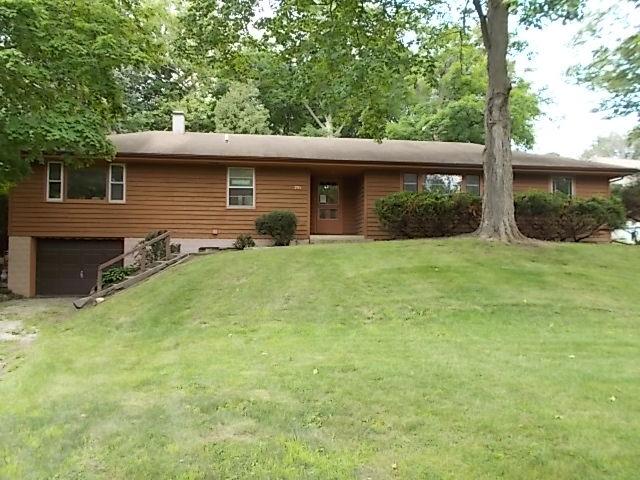 255 Indian Mound Dr., New Lenox, IL 60451