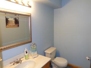909 Bedford Ln., Libertyville, IL 60048