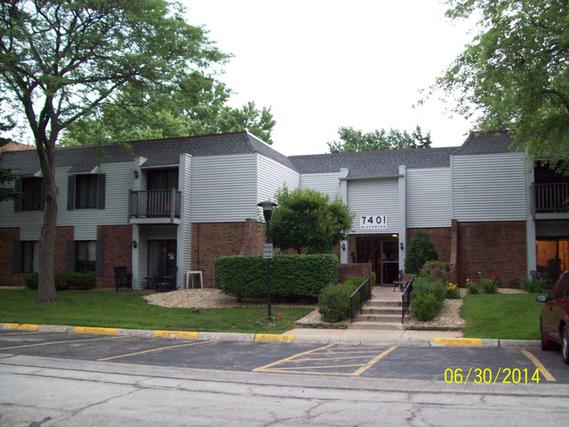 7401 Blackburn Ave. #101, Downers Grove, IL 60516