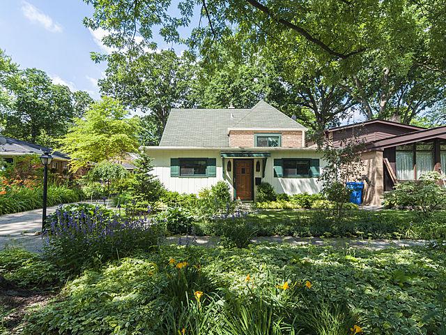 6908 N Lehigh Ave., Chicago, IL 60646