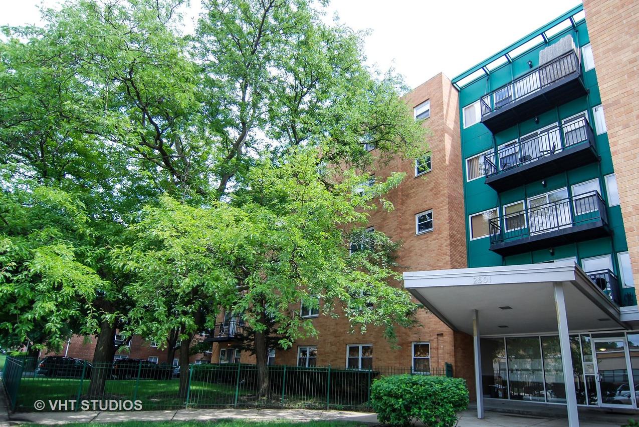 2501 W Bryn Mawr Ave. #406, Chicago, IL 60659