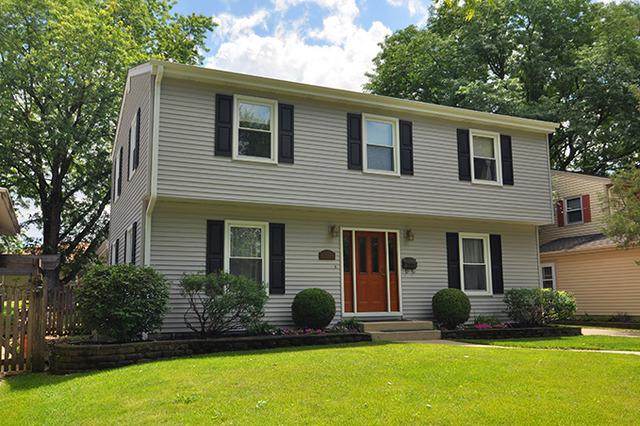 53 N Parkside Ave., Glen Ellyn, IL 60137