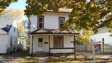2411 Gideon Ave., Zion, IL 60099