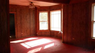 2411 Gideon Ave., Zion, IL 60099