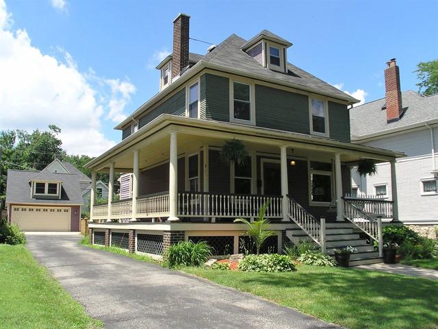 30 S Kensington Ave., La Grange, IL 60525