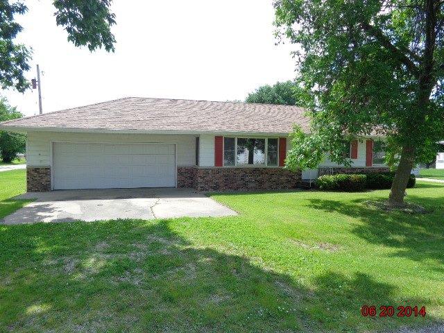 202 N 6th St., Cornell, IL 61319