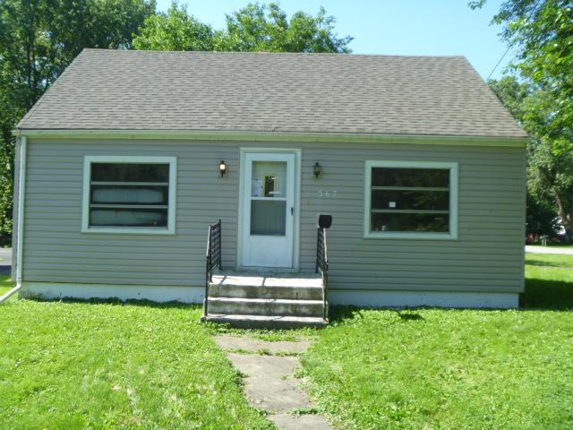 567 Parker Ave., Aurora, IL 60505