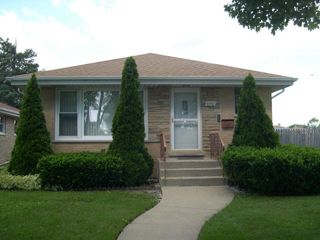 8758 N Merrill St., Niles, IL 60714