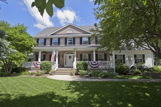 1400 Ridgewood Cir., Downers Grove, IL 60516