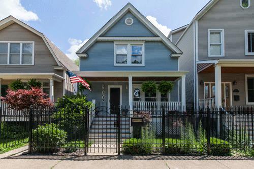 3039 N Leavitt St., Chicago, IL 60618