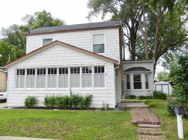 16 Arlington Rd., Fox Lake, IL 60020