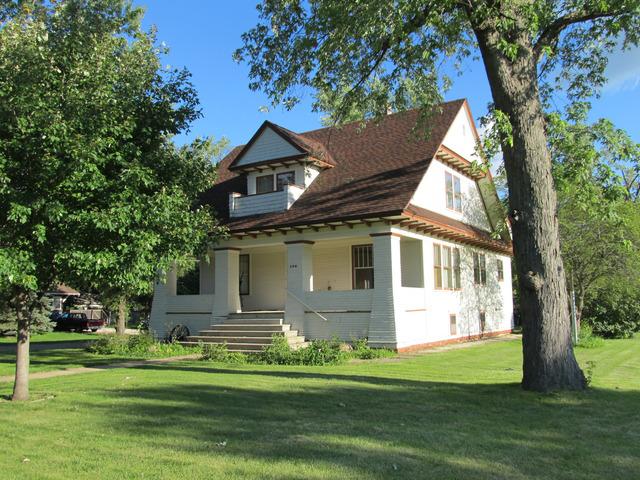 390 E Fifth Ave., Clifton, IL 60927