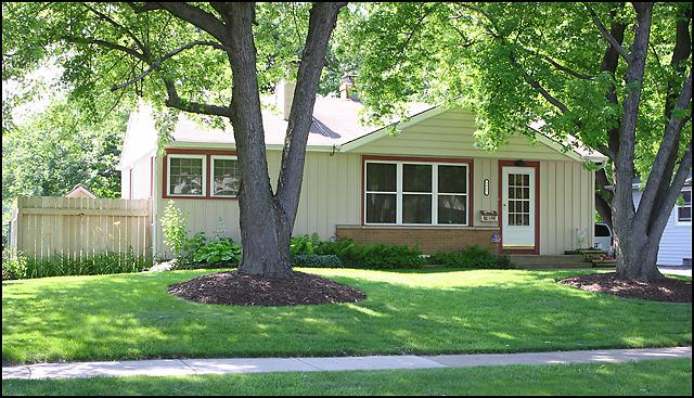 3907 Jay Ln., Rolling Meadows, IL 60008