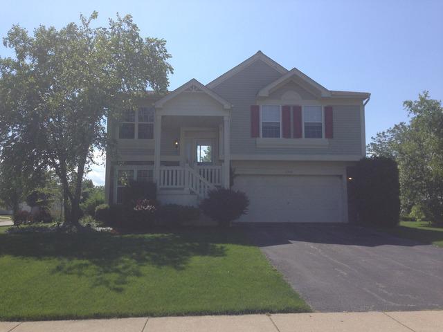 2306 Woodoak Dr., Round Lake Beach, IL 60073
