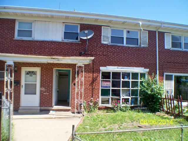 8843 Robin Dr. #D, Des Plaines, IL 60016