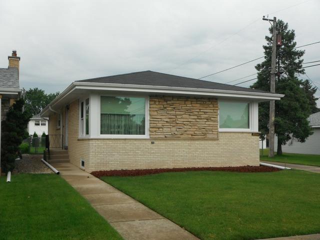 8584 N Clifton St., Niles, IL 60714