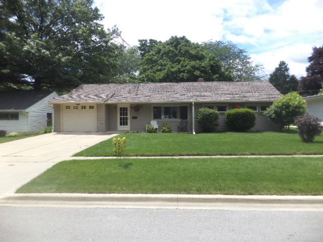 309 Terrace Dr., Sycamore, IL 60178