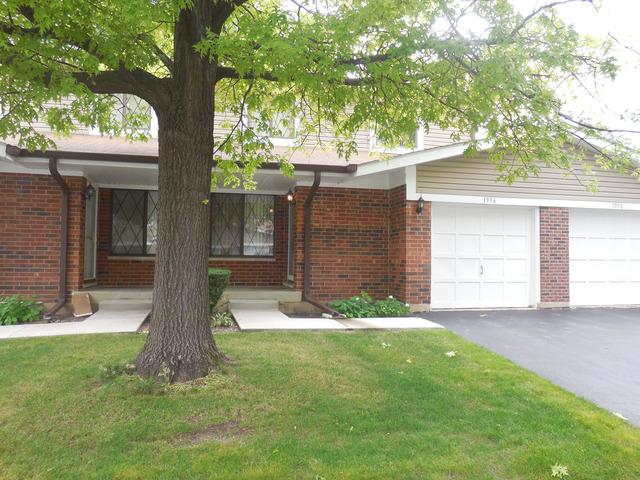 1996 N Heritage Cir., Palatine, IL 60074