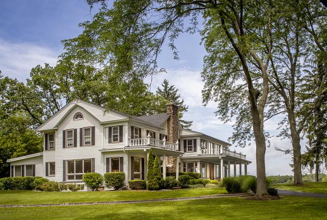21760 Washington St., Grayslake, IL 60030
