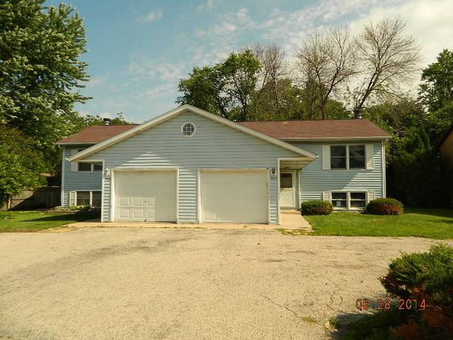905 E Liberty St., Wauconda, IL 60084