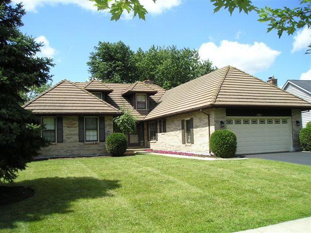 1213 Johnson Dr., Naperville, IL 60540