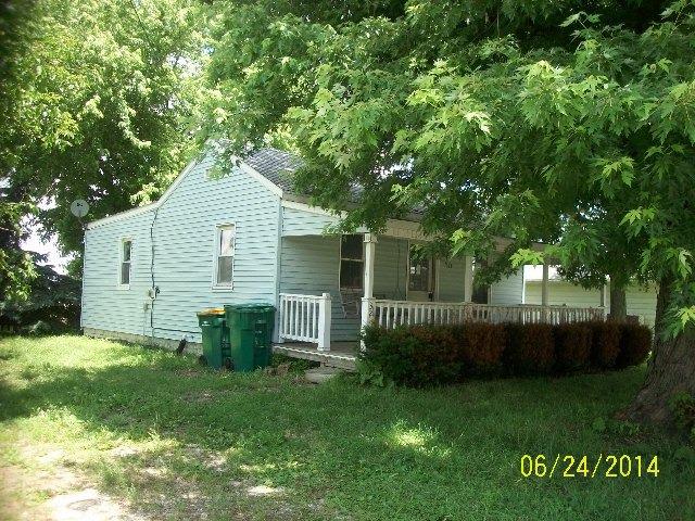 321 E Van Buren St., Malta, IL 60150