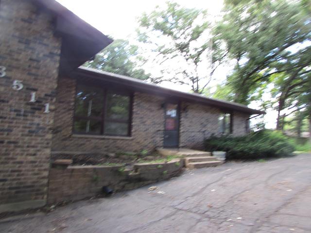 6511 Ridgeview Dr., Huntley, IL 60142