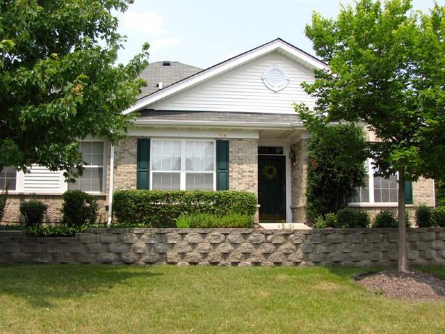 99 Ashbrook Ct., Grayslake, IL 60030