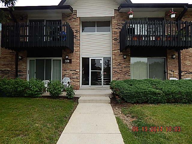 3B Kingery Quarter #107, Willowbrook, IL 60527