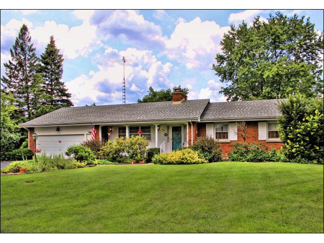 323 Alschuler Dr., Aurora, IL 60506