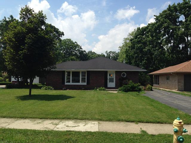 2036 North Ave., Waukegan, IL 60087