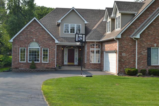 15 W Lexington Cir., Yorkville, IL 60560