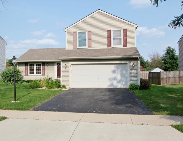 3 Ascot Ln., Streamwood, IL 60107