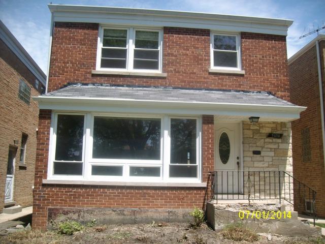 3030 W Birchwood Ave., Chicago, IL 60645