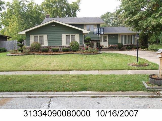 23042 Lakeshore Dr., Richton Park, IL 60471