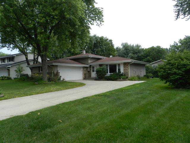 5S715 Park Meadow Dr., Naperville, IL 60540