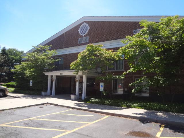 800 Ridge Rd. #112, Wilmette, IL 60091