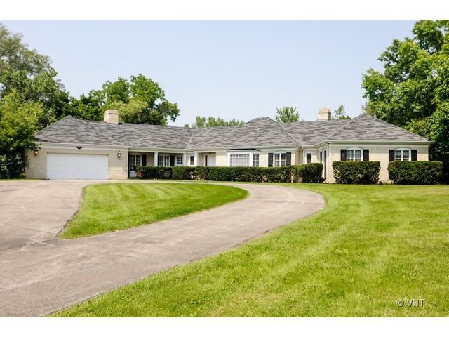 101 Halkirk Cir., Inverness, IL 60067