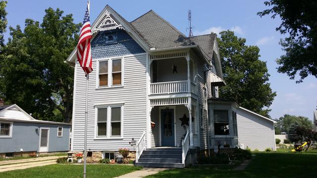 209 N 6th St., Oregon, IL 61061