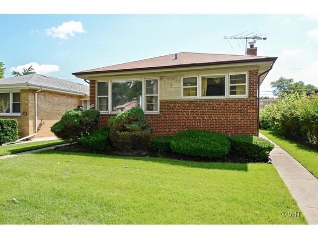 8041 Hamlin Ave., Skokie, IL 60076