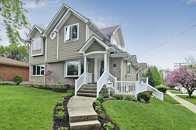 835 Hill Ave., Glen Ellyn, IL 60137