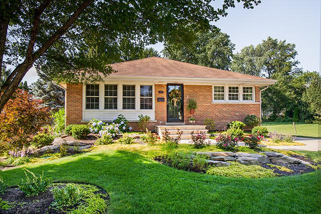 885 Smith St., Glen Ellyn, IL 60137